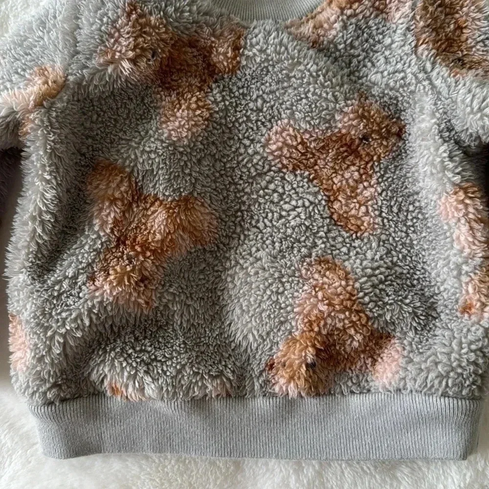 Baby gap gray Sherpa fleece teddy bear print set size 6-12 months